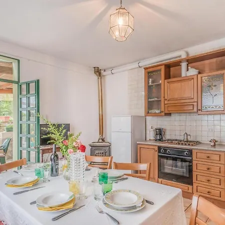 Case Sparse San Savino Holiday home *